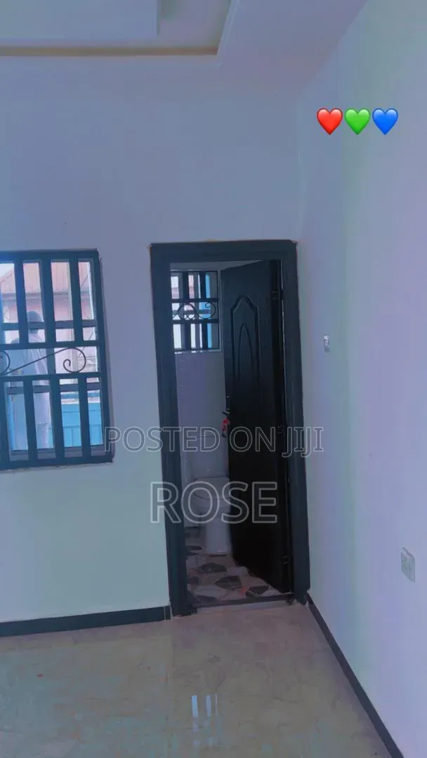 12bdrm Block of Flats in Mbikpong Estate, Uyo for sale in Uyo
