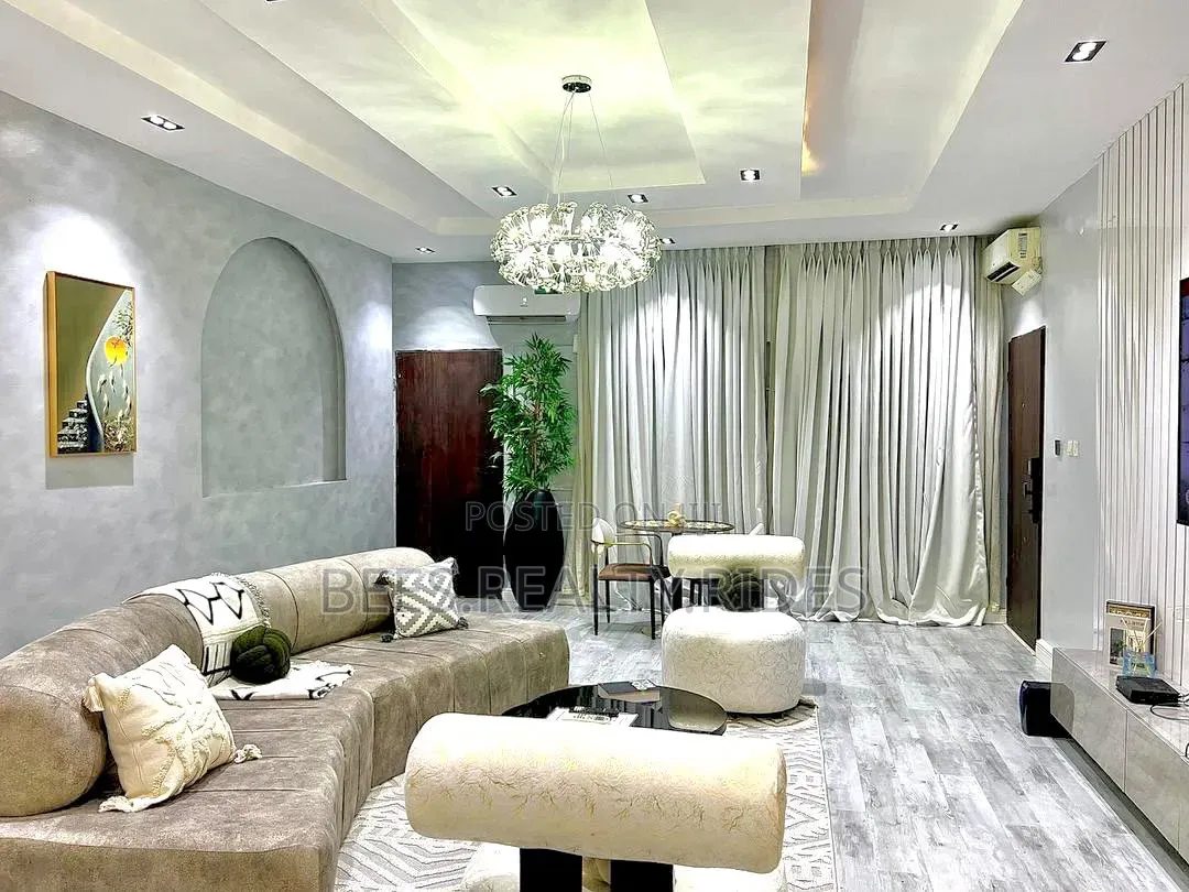 Newly Furnished 3 Bedroom Apartment With a Ps5 Swimming Pool in Lekki Phase 1
