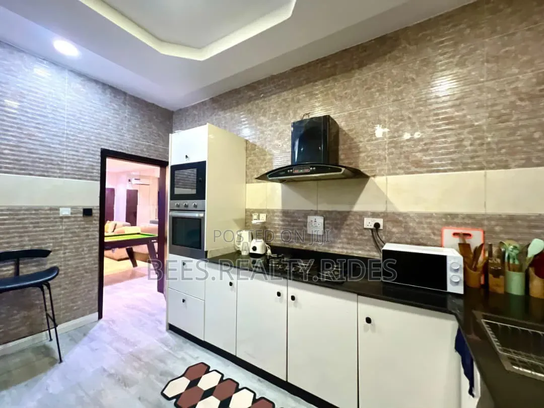 Newly Furnished 3 Bedroom With a Clean Pool, Snooker Tennis Table in Lekki Phase 1