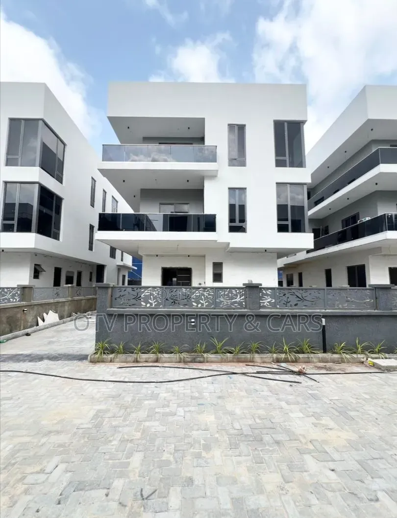 6bdrm Duplex in Old Ikoyi for sale in Old Ikoyi