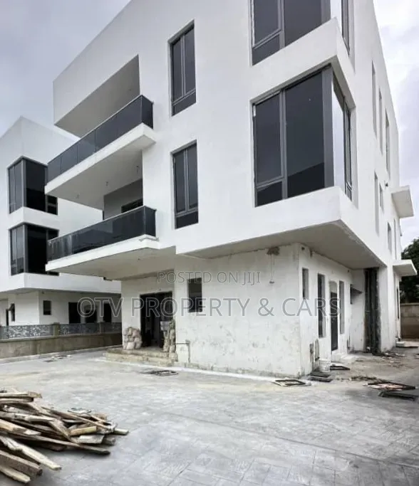 6bdrm Duplex in Old Ikoyi for sale in Old Ikoyi
