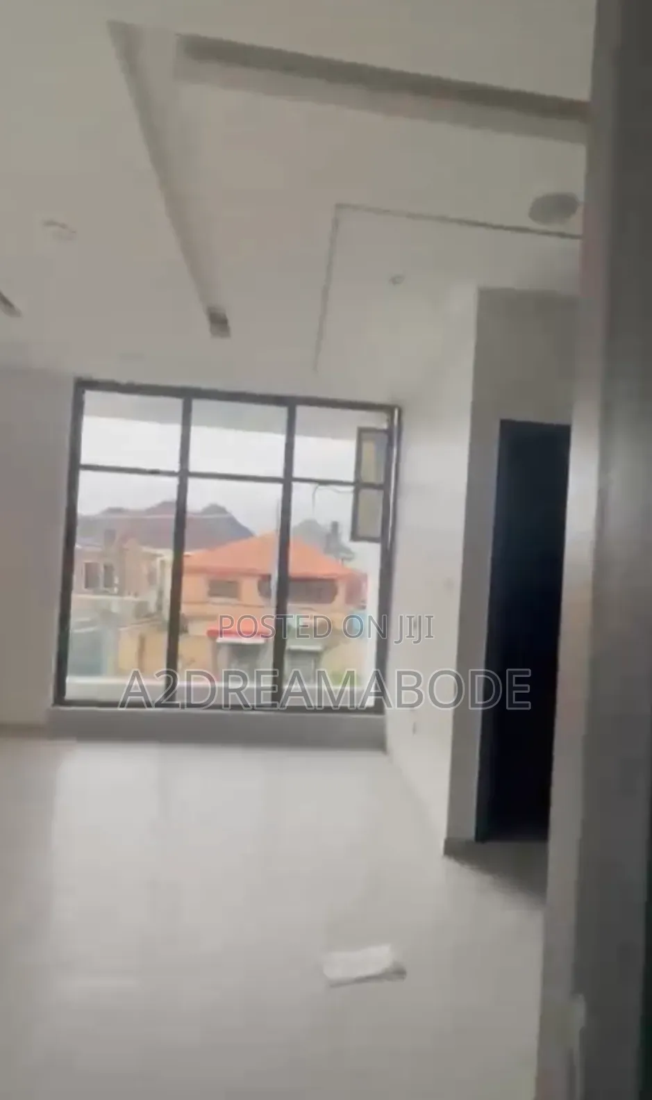 4bdrm Duplex in Omole Phase 2 for rent in Omole Phase 2