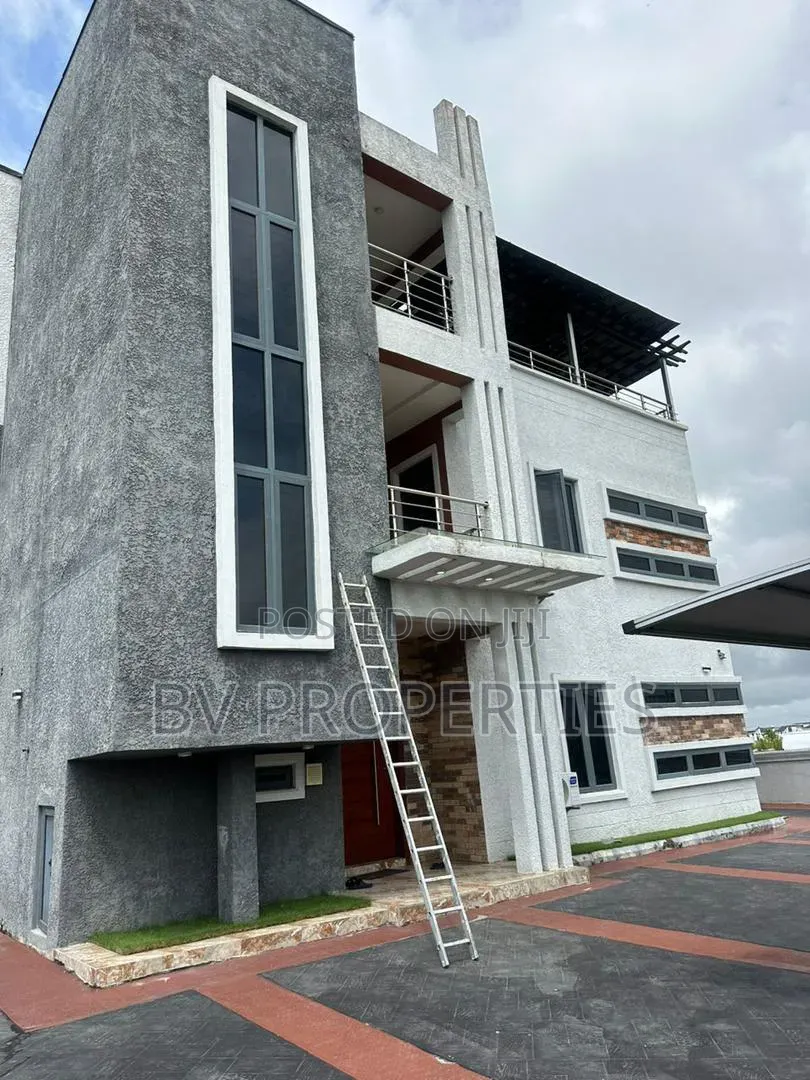 4bdrm Duplex in VGC / Ajah for rent in VGC / Ajah