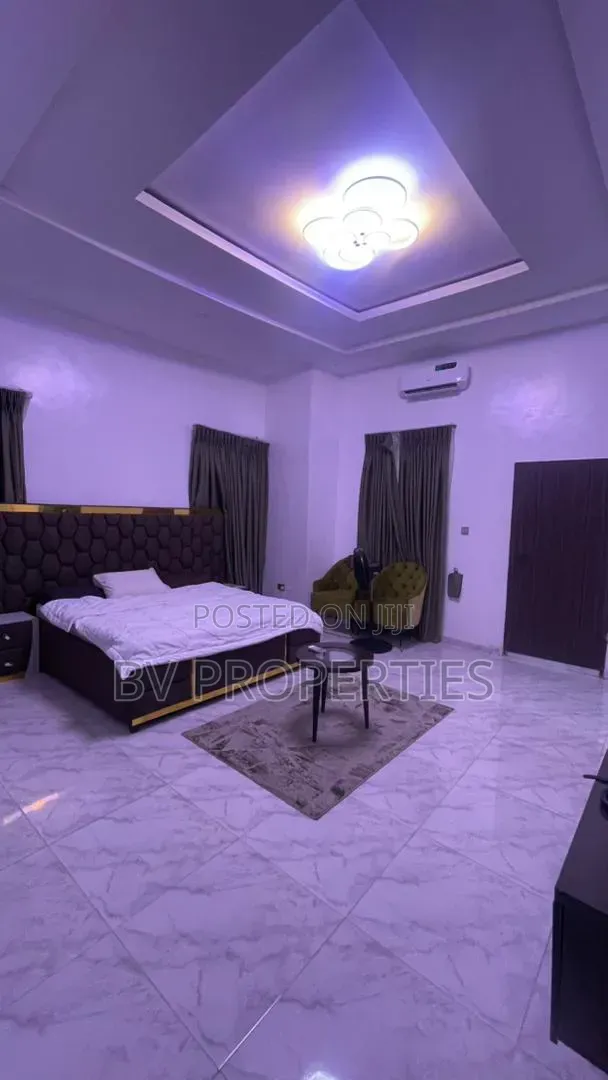 Furnished 4bdrm Duplex in Lekki Phase 2 for rent in Lekki Phase 2
