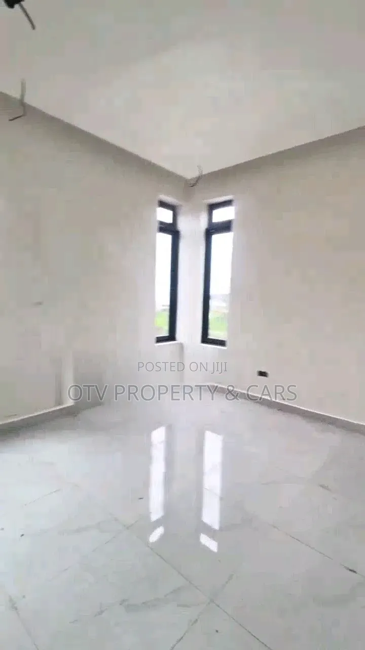 2bdrm Apartment in Lekki Phase 1 for sale in Lekki Phase 1