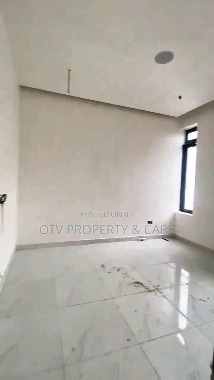 2bdrm Apartment in Lekki Phase 1 for sale in Lekki Phase 1