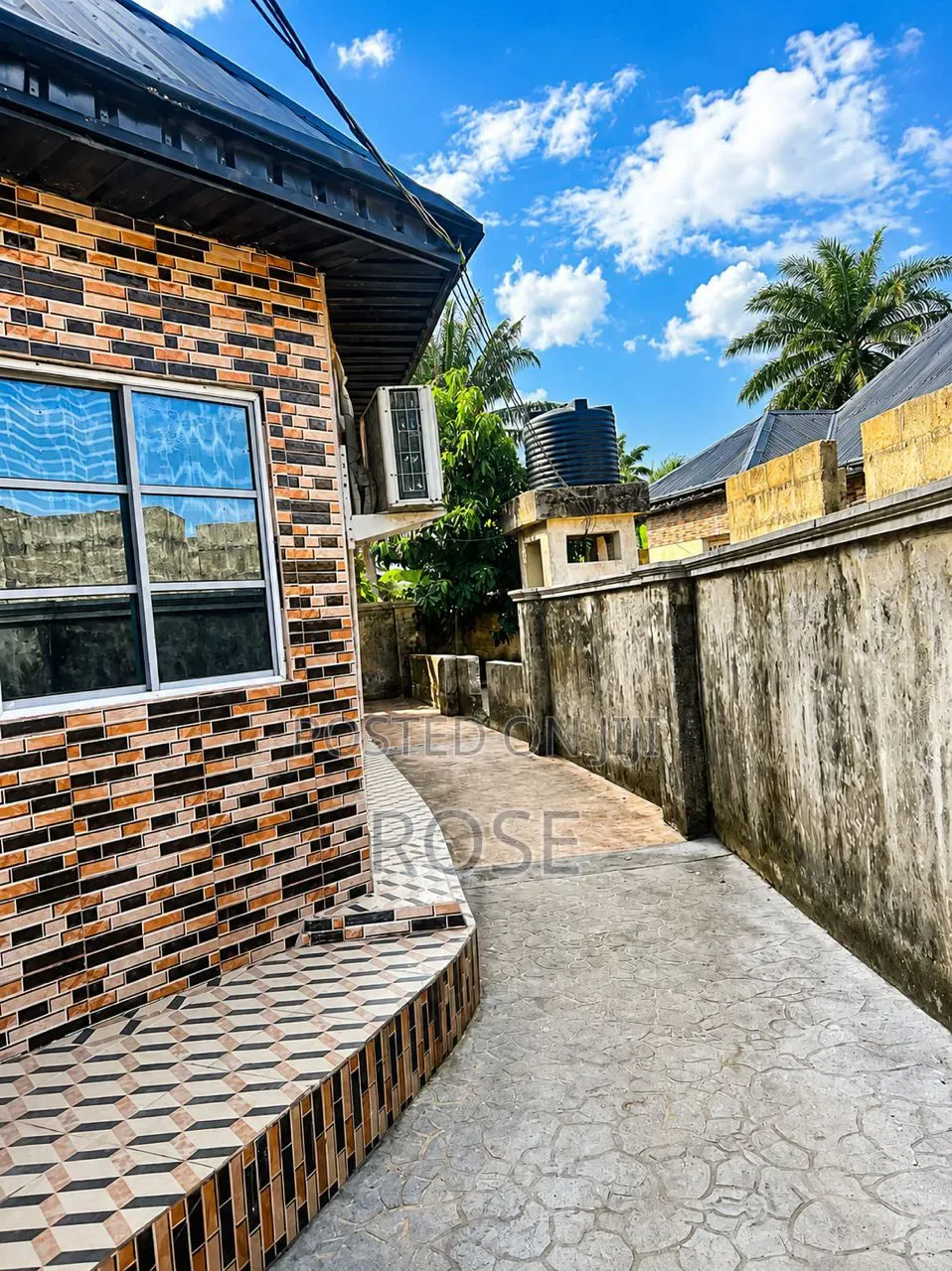 3bdrm Bungalow in Shelter Extension, Uyo for sale in Uyo