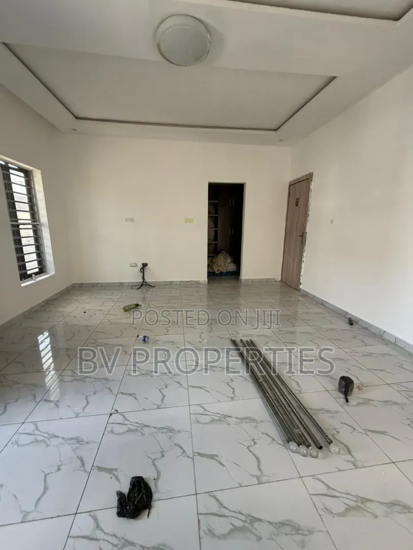 4bdrm Duplex in Lekki Phase 2 for rent in Lekki Phase 2