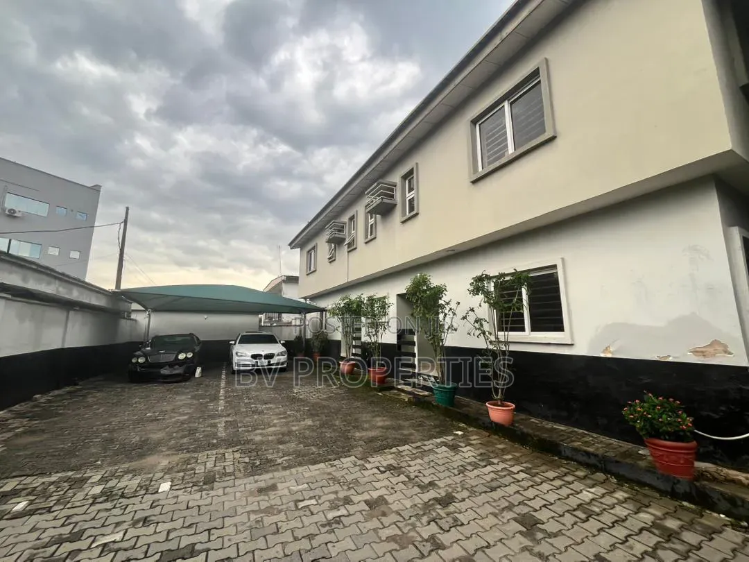 4bdrm Duplex in Old Ikoyi for rent in Old Ikoyi