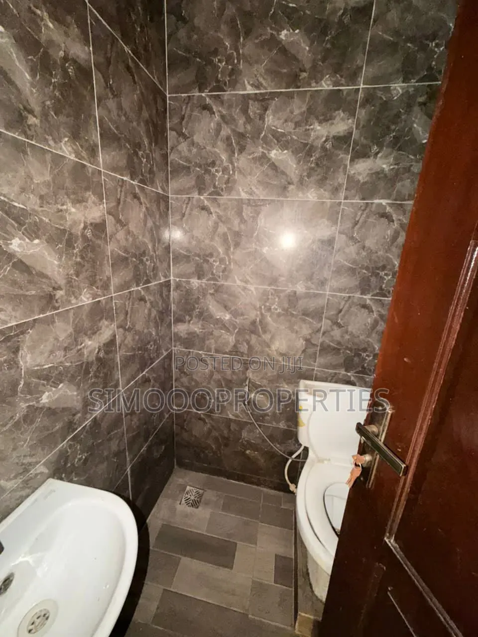 4bdrm Block of Flats in Eputu London, Awoyaya for rent in Awoyaya
