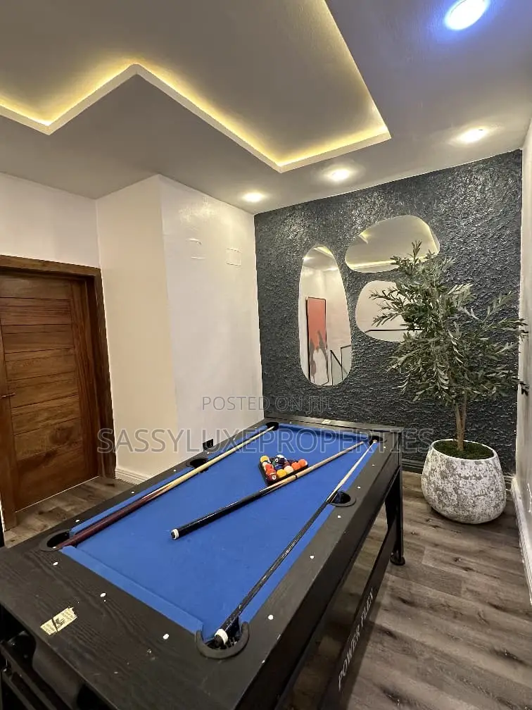 2 Bedroom Maisonatte With Ps5,Swimming Pool, in Lekki Phase 1