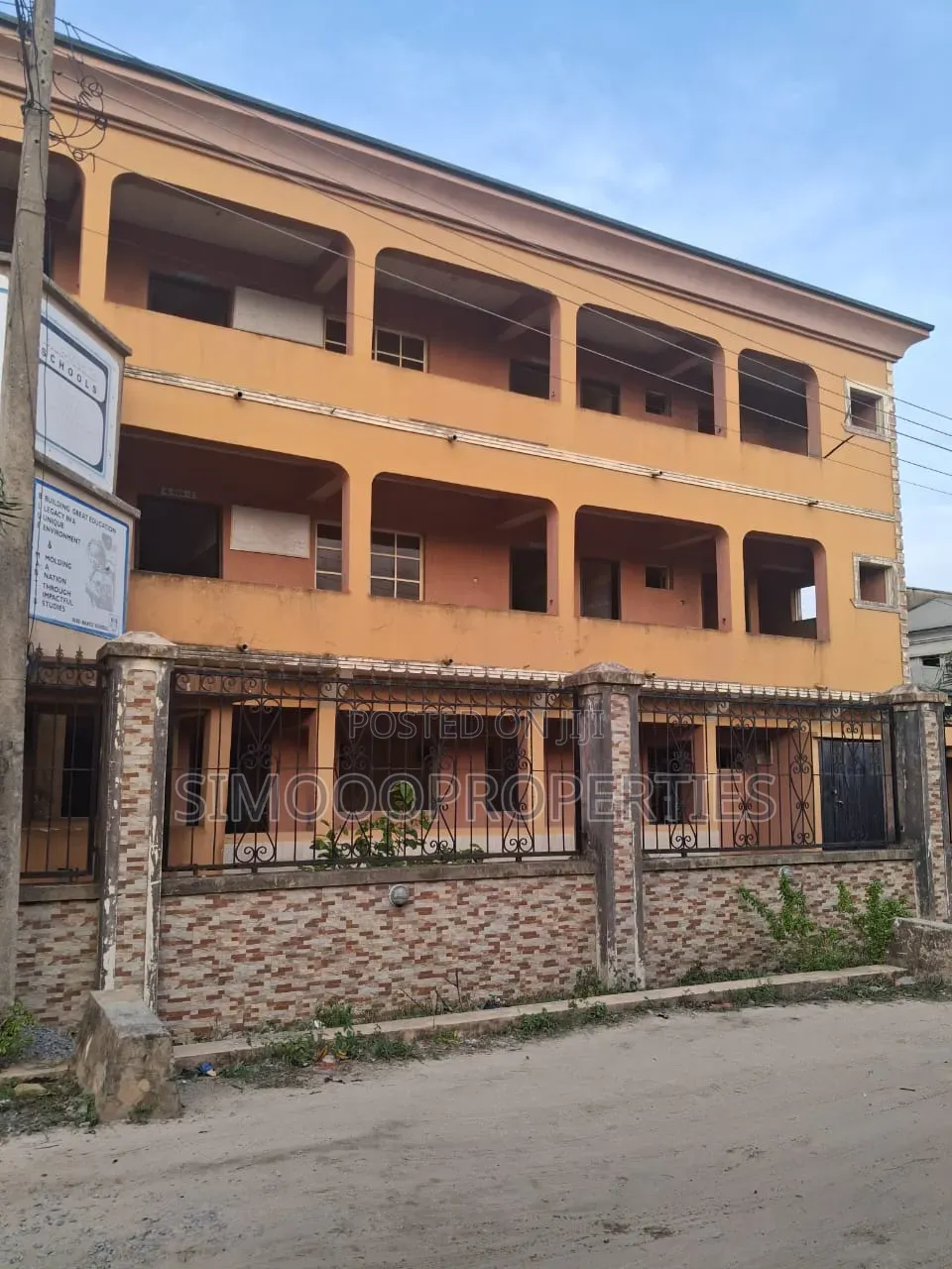 A Very Standard and Massive School on 5plots for Sale in Awoyaya