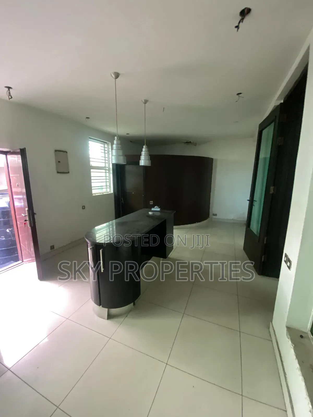 4bdrm Duplex in Remi Oluwode, Lekki Phase 1 for sale in Lekki Phase 1