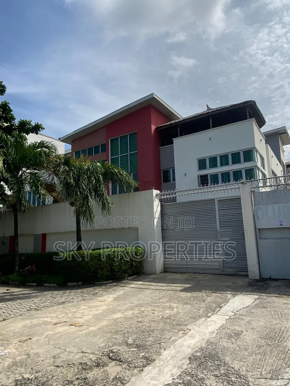 4bdrm Duplex in Remi Oluwode, Lekki Phase 1 for sale in Lekki Phase 1