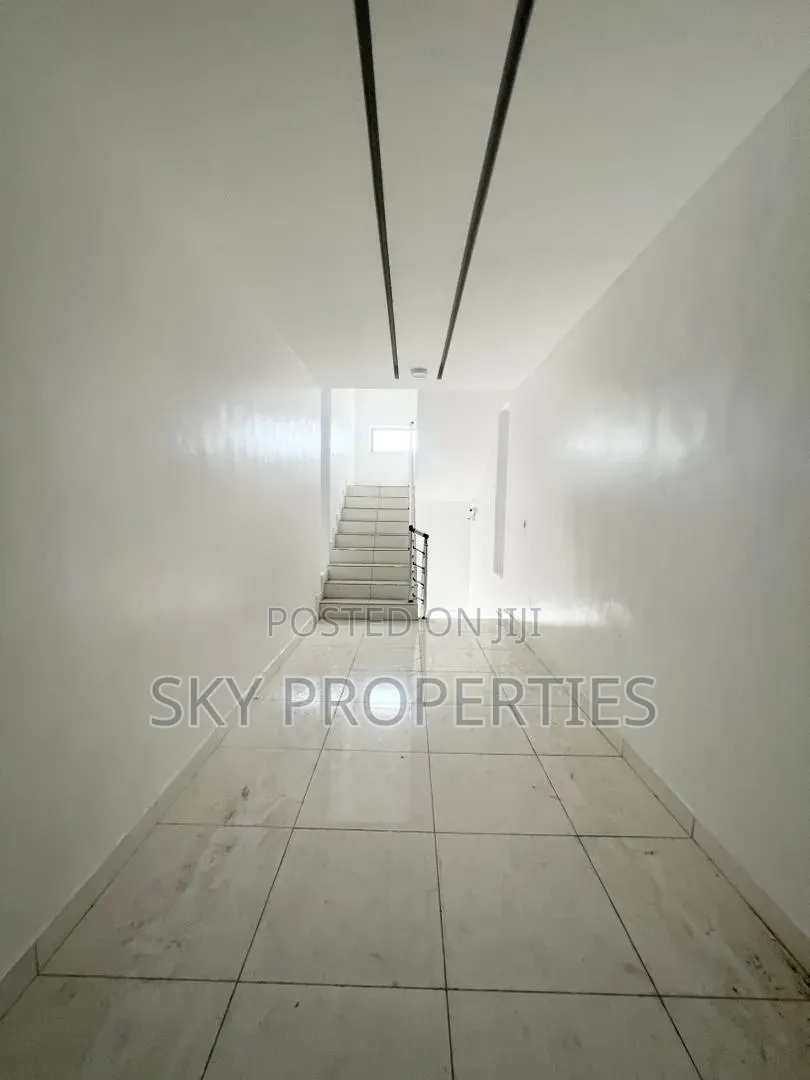 2bdrm Apartment in Hakim Dickson, Lekki Phase 1 for sale in Lekki Phase 1