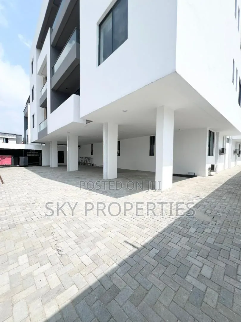 2bdrm Apartment in Hakim Dickson, Lekki Phase 1 for sale in Lekki Phase 1