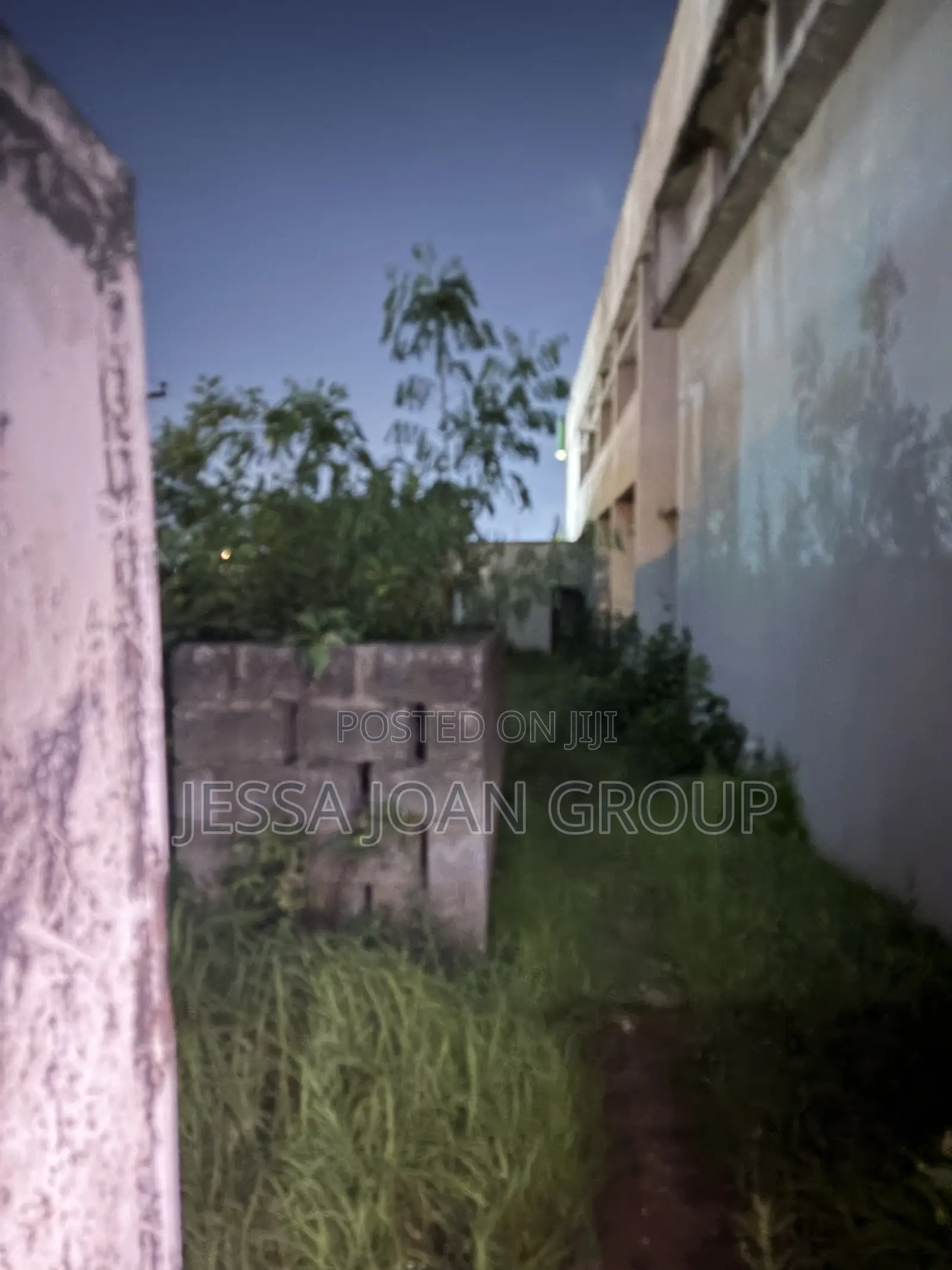 Bank Building For Sale in Zone 5 / Wuse