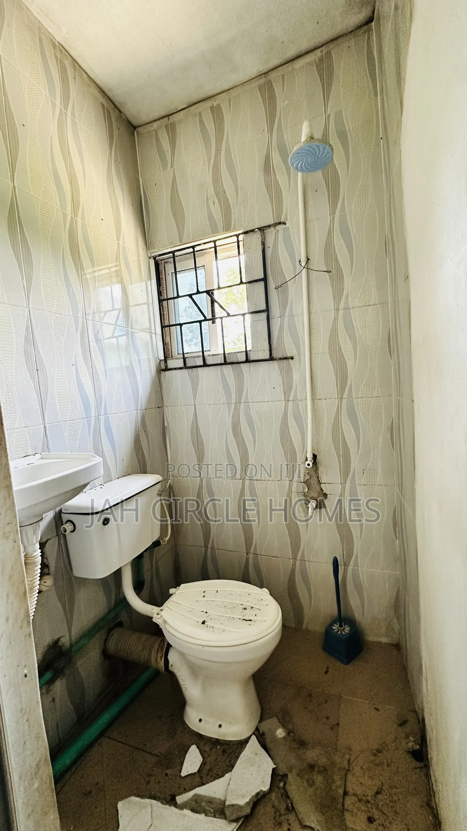 1bdrm Room & Parlour in 2Nd Palace Igbe Lara, Lagos State for rent in Lagos State