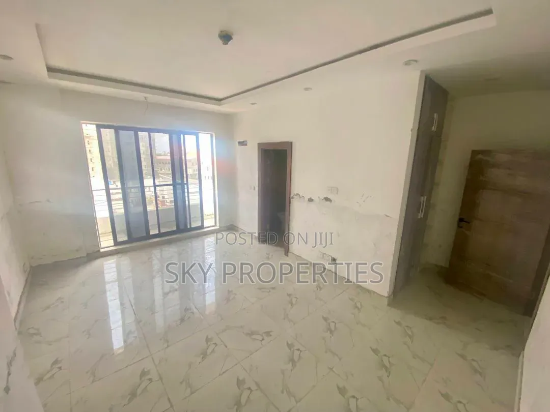 2bdrm Apartment in Periwinkle, Lekki Phase 1 for rent in Lekki Phase 1