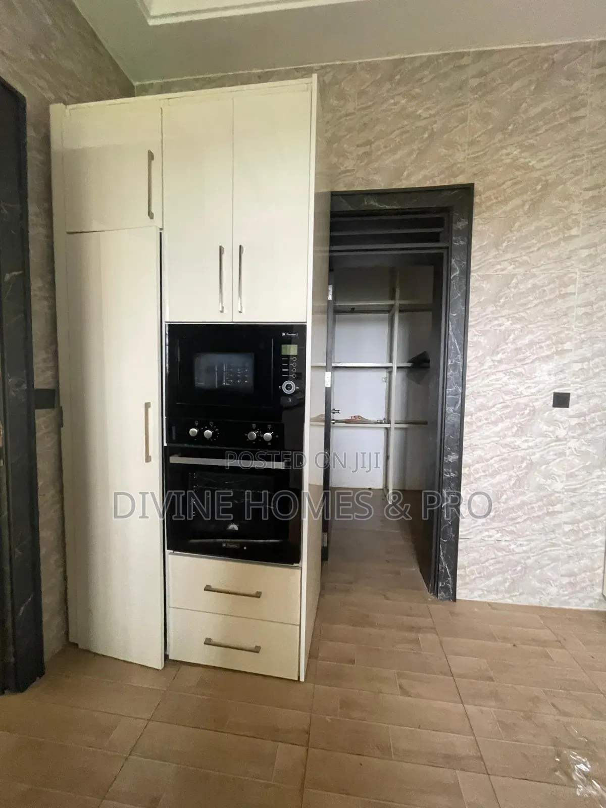 3bdrm Block of Flats in Jahi for rent in Jahi