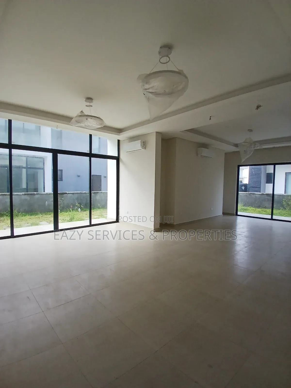 5bdrm Duplex in Maiyegun Beach, Lekki Phase 1 for rent in Lekki Phase 1