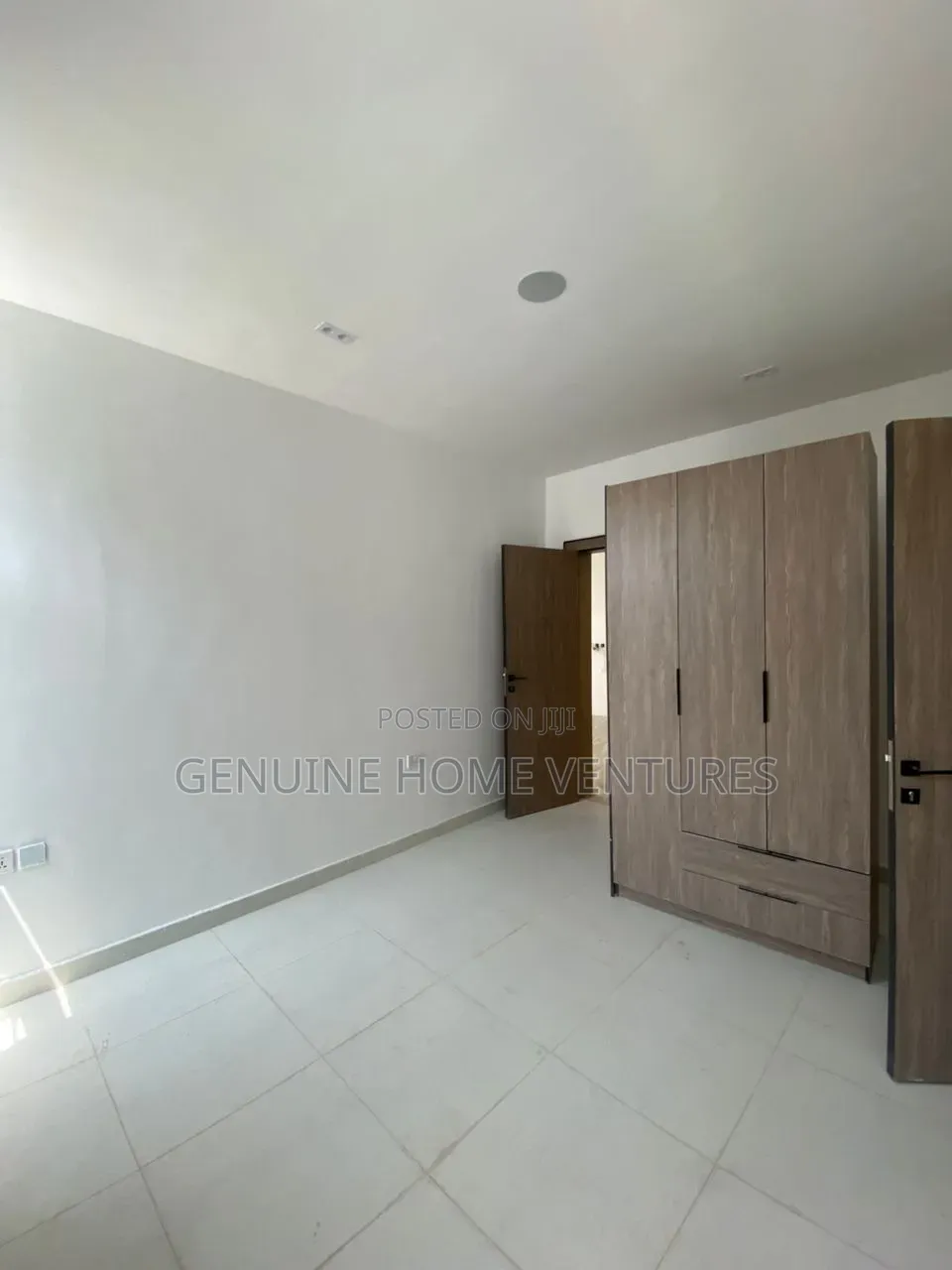 2bdrm Apartment in Osapa London Lekki for sale in Osapa london