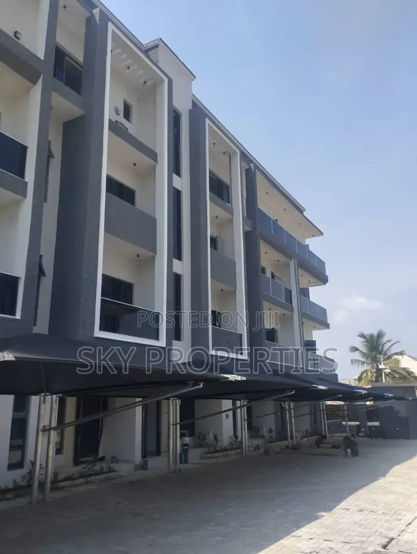 4bdrm Duplex in Oniru Estate, Victoria Island Extension for sale in Victoria Island Extension