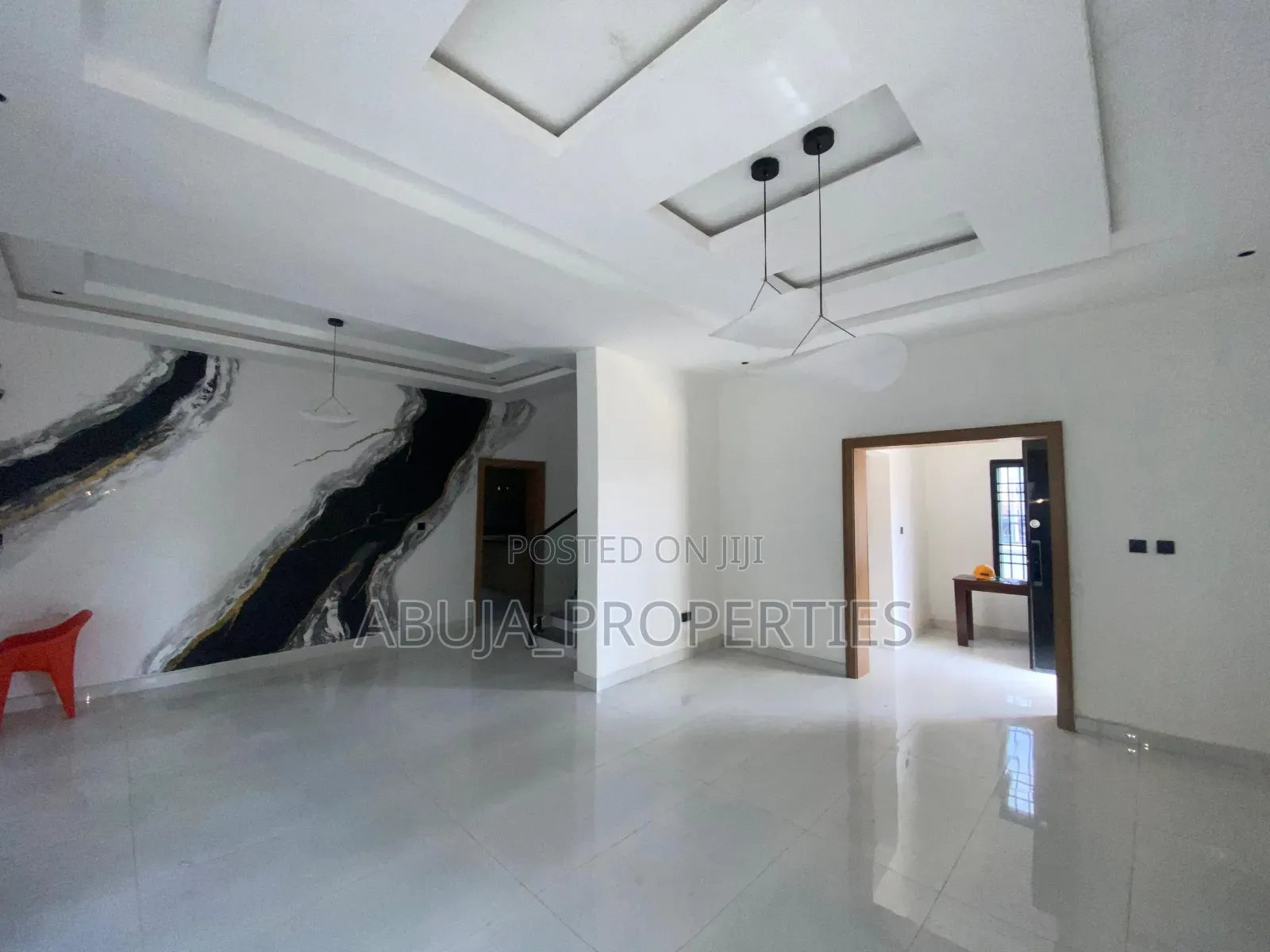5bdrm Duplex in Jahi for sale in Jahi