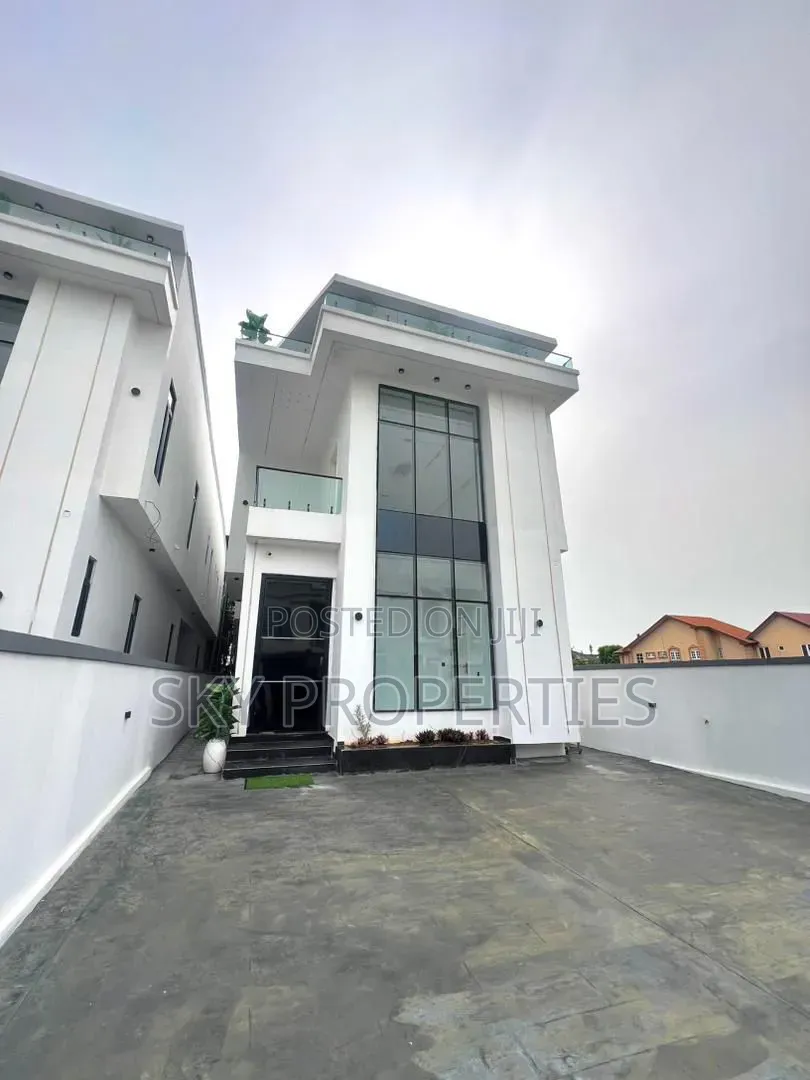 5bdrm Duplex in Vgc for sale in VGC / Ajah