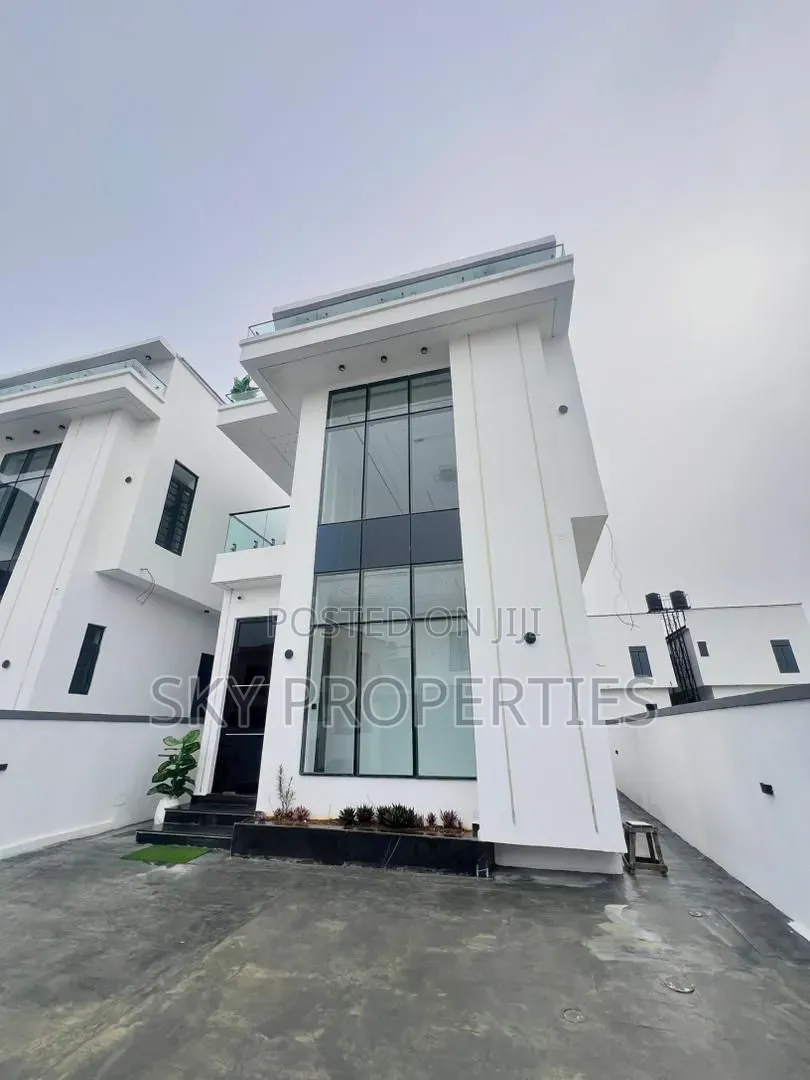 5bdrm Duplex in Vgc for sale in VGC / Ajah