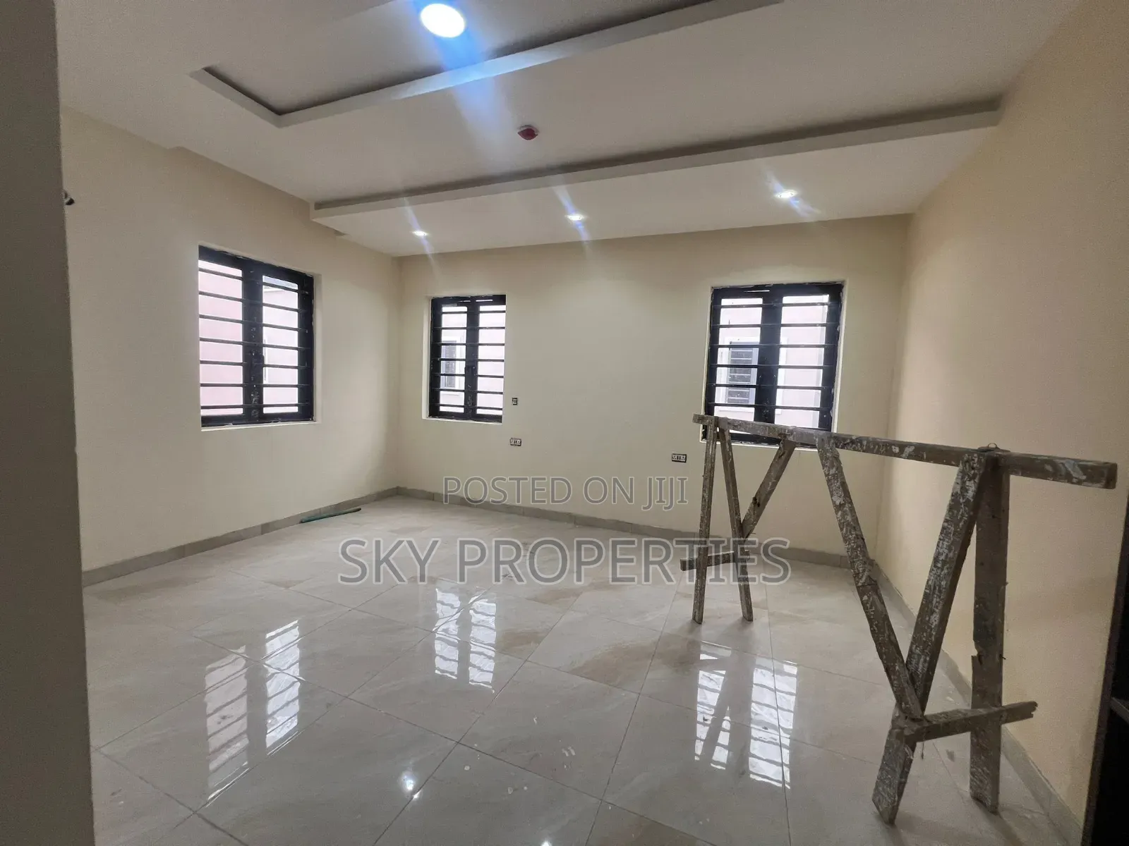 4bdrm Duplex in Admiralty, Lekki Phase 1 for rent in Lekki Phase 1