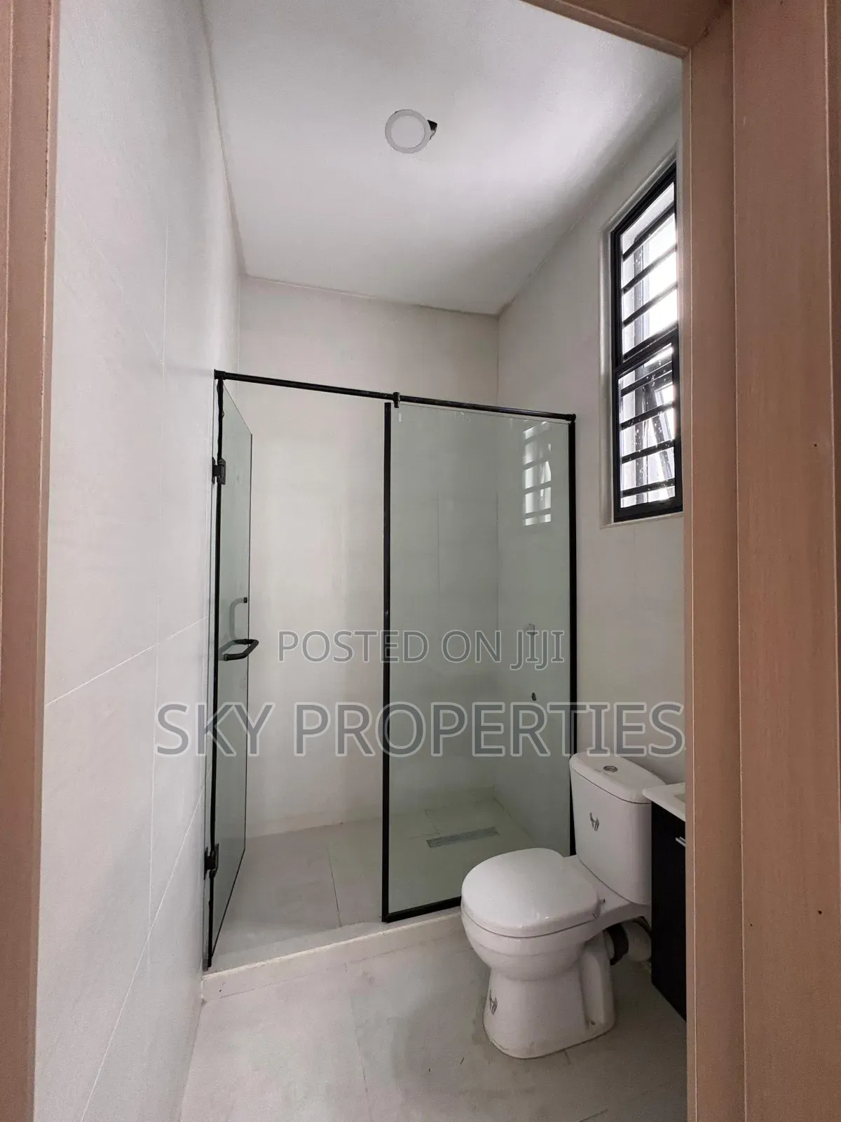 4bdrm Duplex in Admiralty, Lekki Phase 1 for rent in Lekki Phase 1