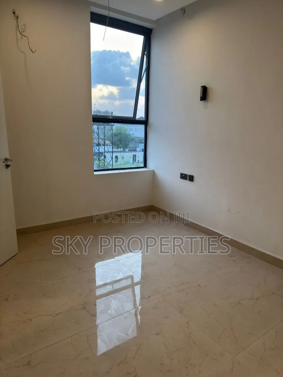 4bdrm Duplex in Lekki Admiralty for rent in Lekki Phase 1
