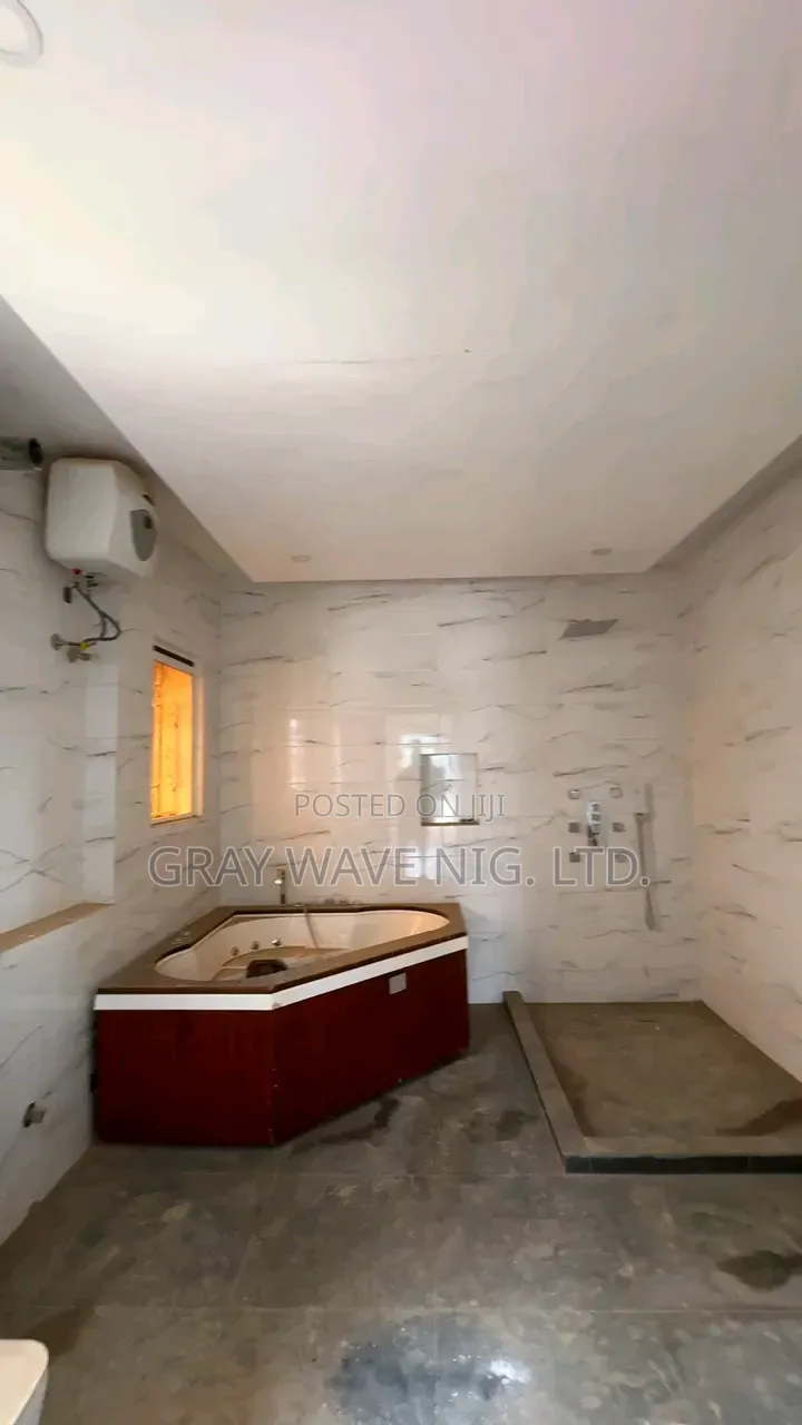 7bdrm Mansion in Guzape District for sale in Guzape District