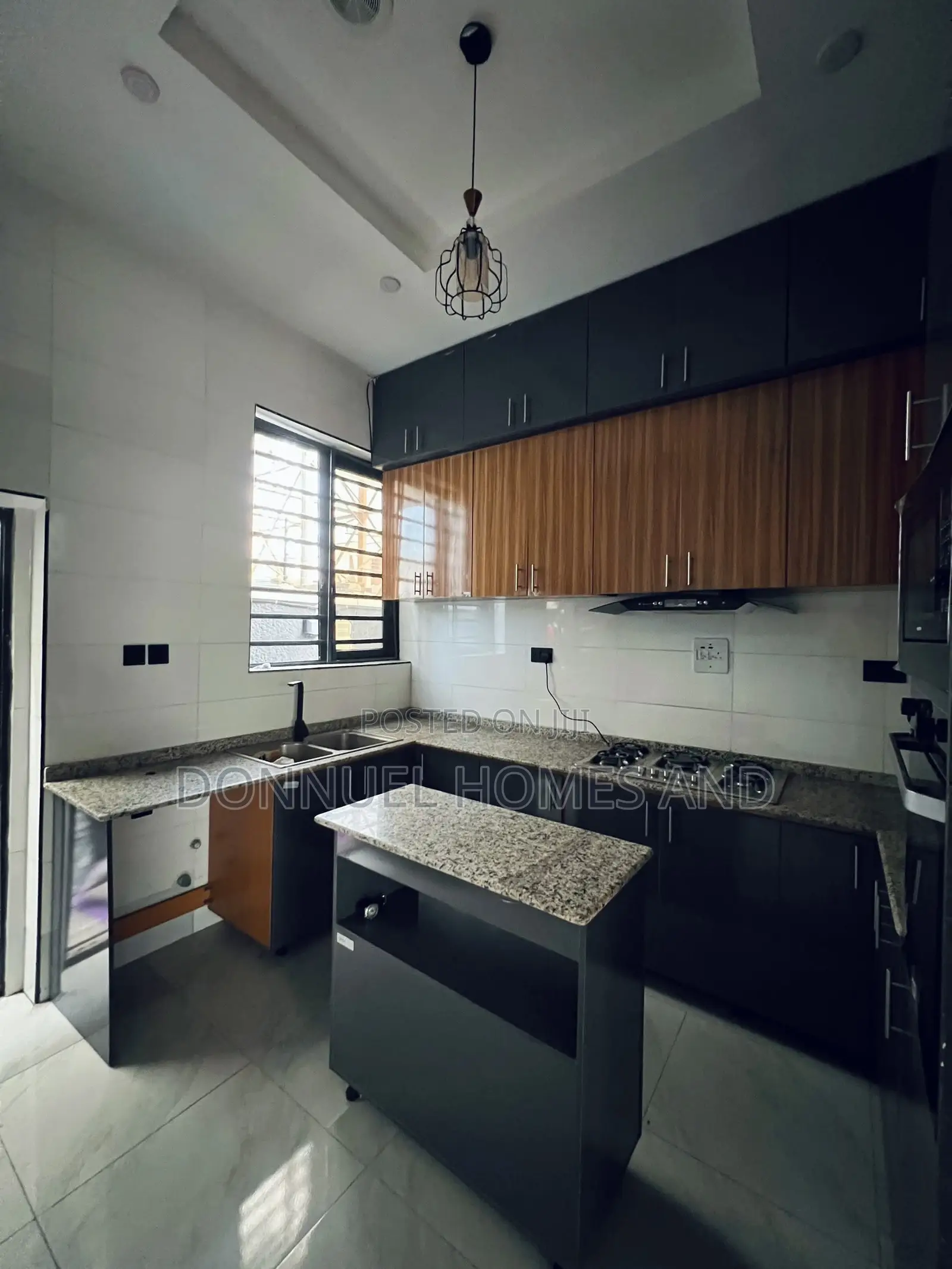 4bdrm Townhouse / Terrace in Ikota for rent in Ikota
