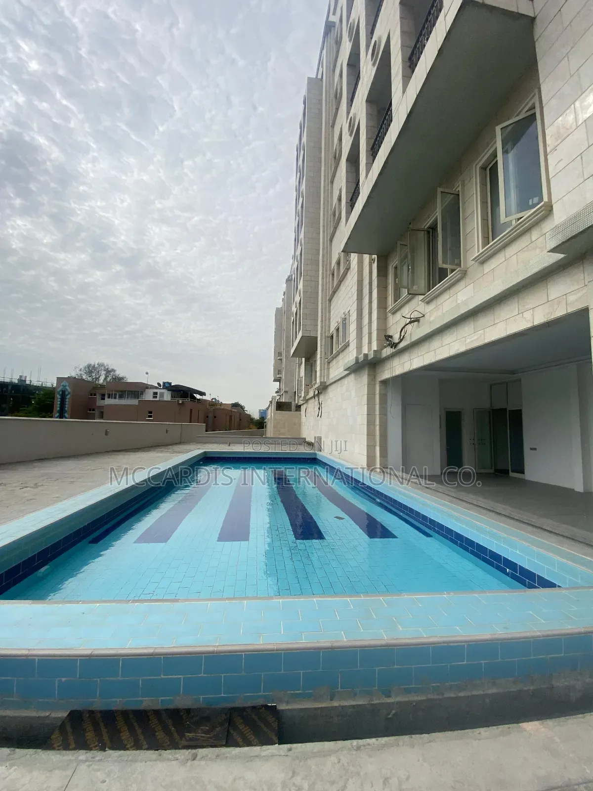 4bdrm Apartment in Kofo Abayomi for rent in Kofo Abayomi