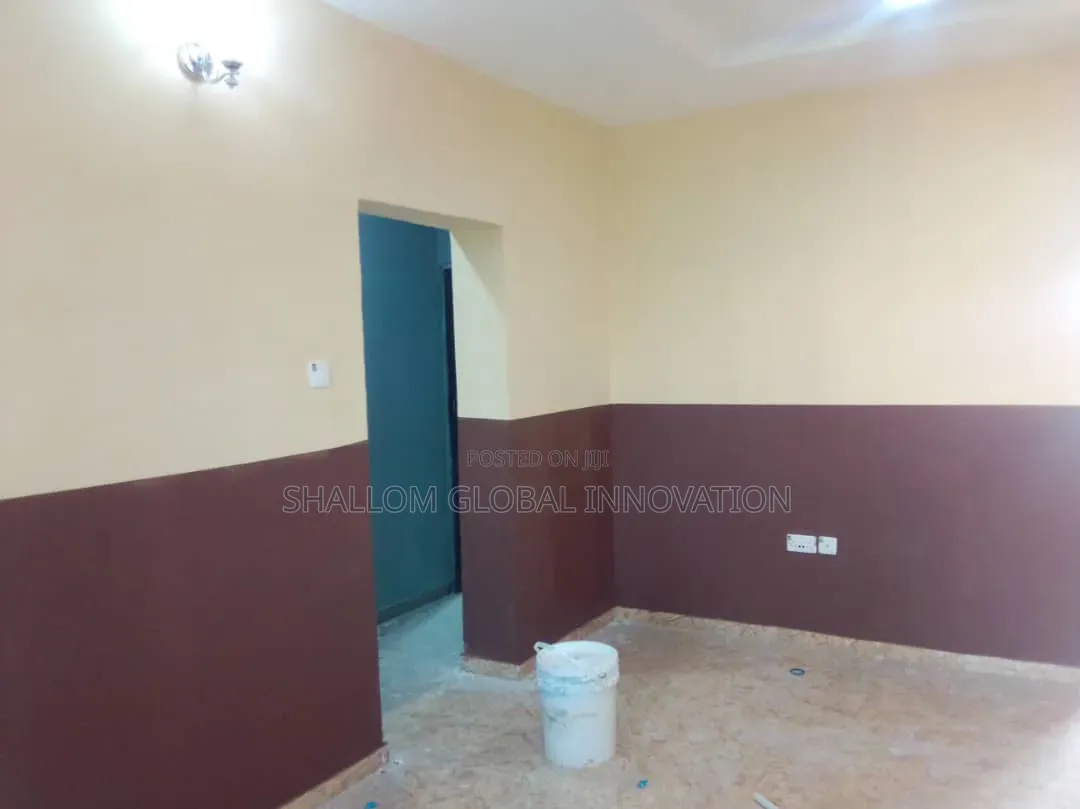 2bdrm Block of Flats in Nihort, Ologuneru for sale in Ologuneru