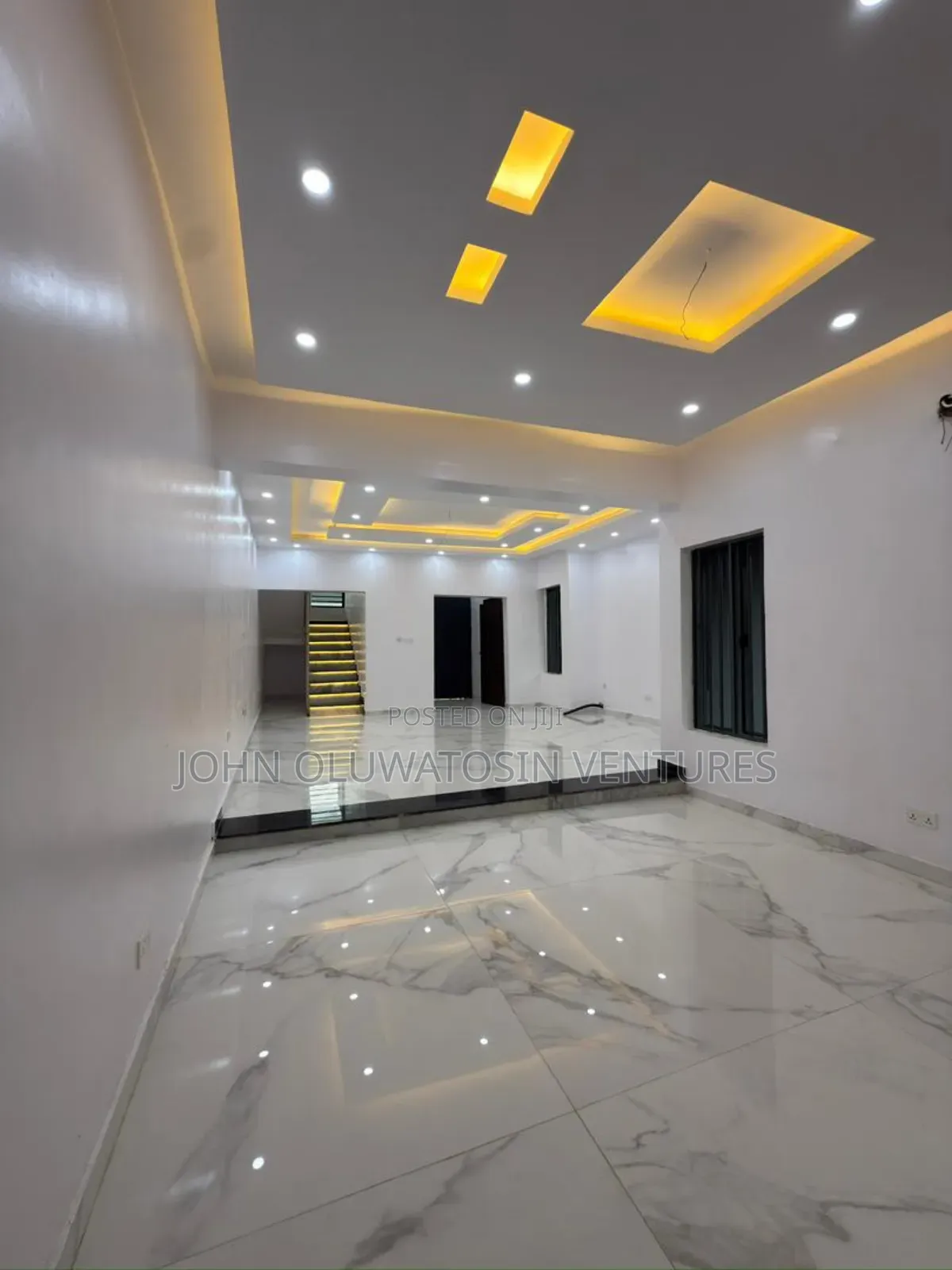 4bdrm Duplex in Kolapo Ishola Gra, Akobo for rent in Akobo