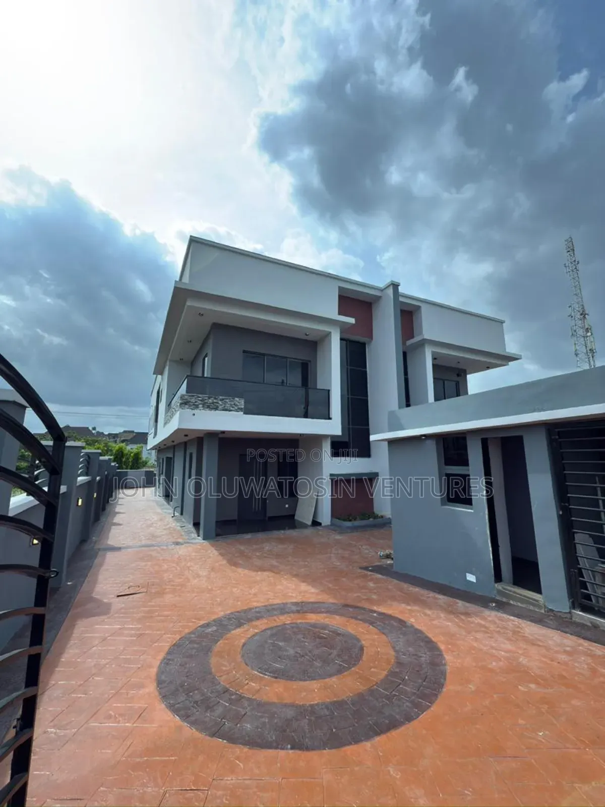 4bdrm Duplex in Kolapo Ishola Gra, Akobo for rent in Akobo