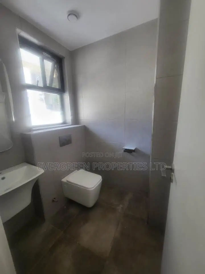5bdrm Duplex in Parkview Estate for rent in Parkview Estate