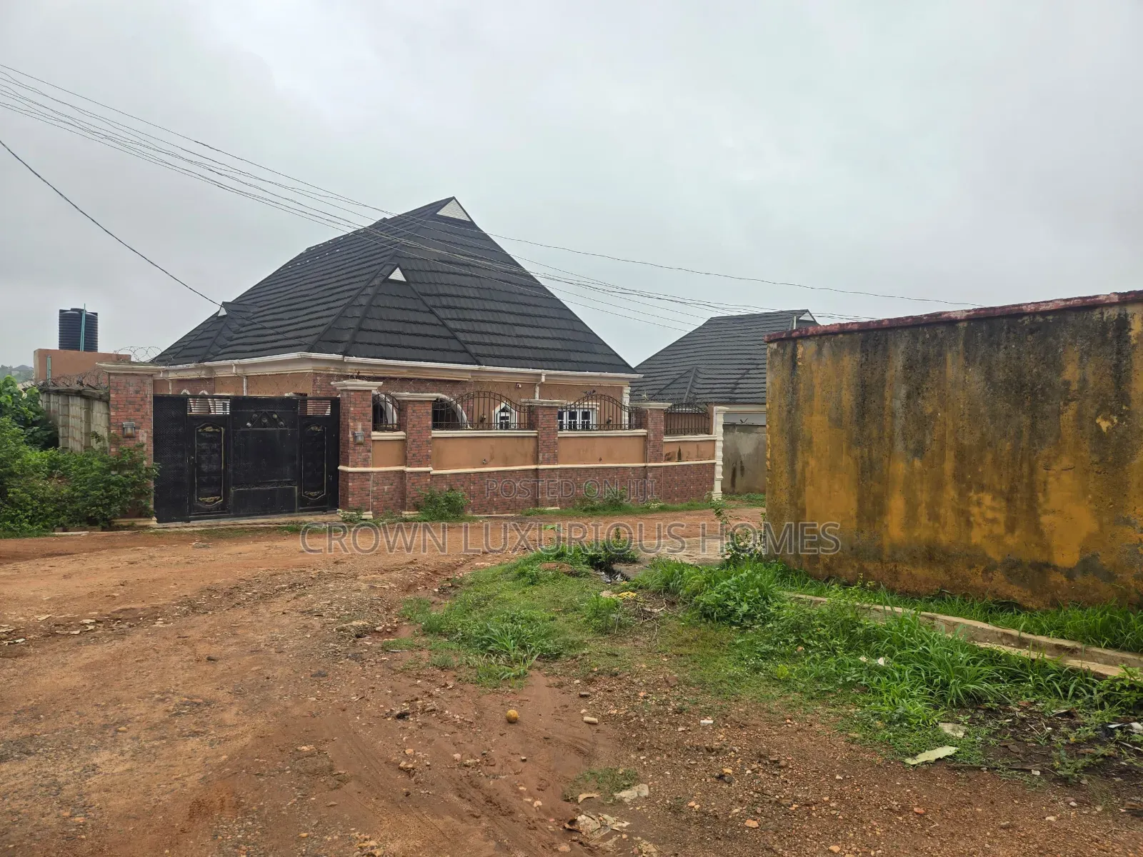 2bdrm Bungalow in Hephzibah Estate, Ibadan for sale in Ibadan