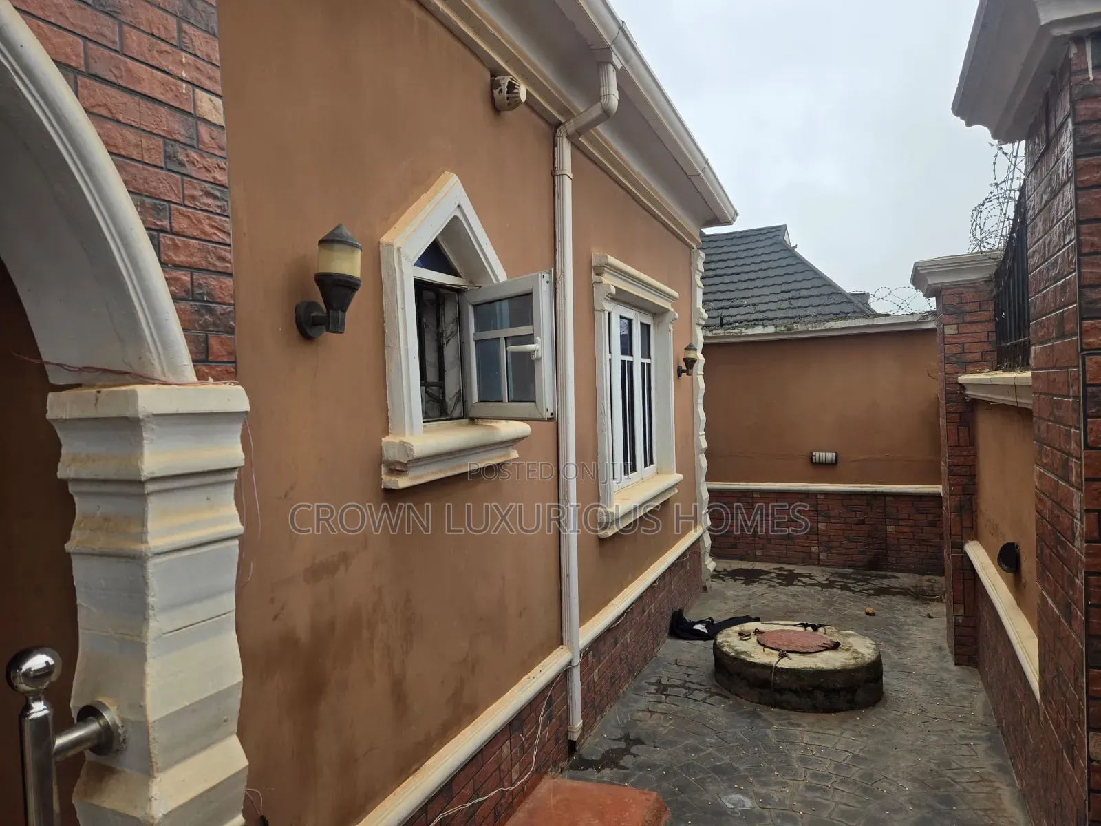 2bdrm Bungalow in Hephzibah Estate, Ibadan for sale in Ibadan