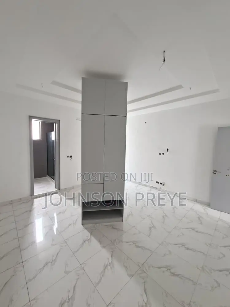 2bdrm Apartment in Ikate for sale in Ikate