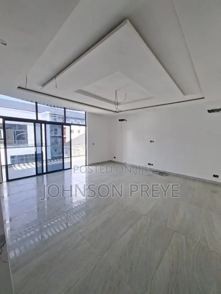 2bdrm Apartment in Ikate for sale in Ikate