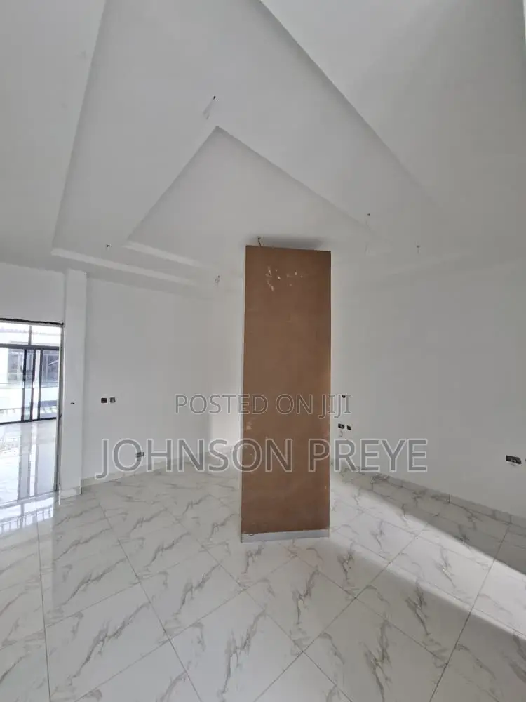 2bdrm Apartment in Ikate for sale in Ikate
