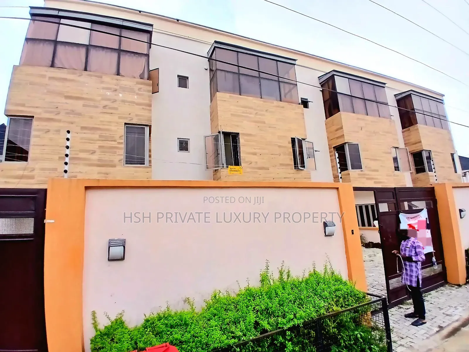 4bdrm Duplex in Ikota for rent in Ikota