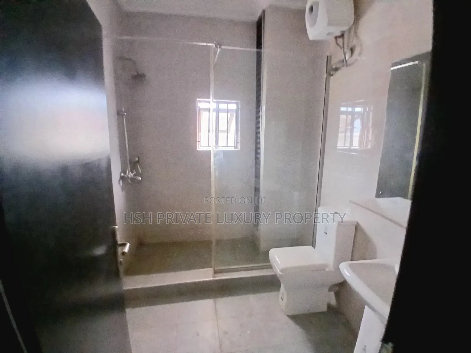4bdrm Duplex in Ikota for rent in Ikota