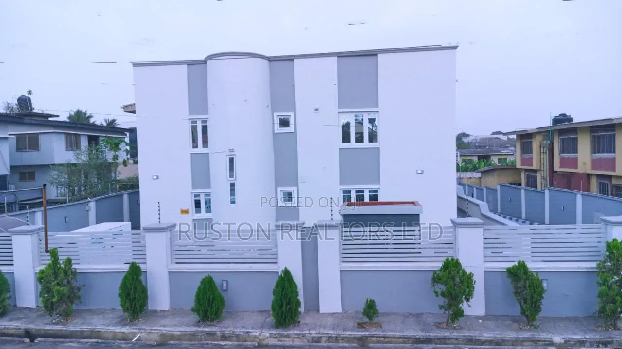 Furnished 14bdrm Duplex in Bodija for sale in Bodija