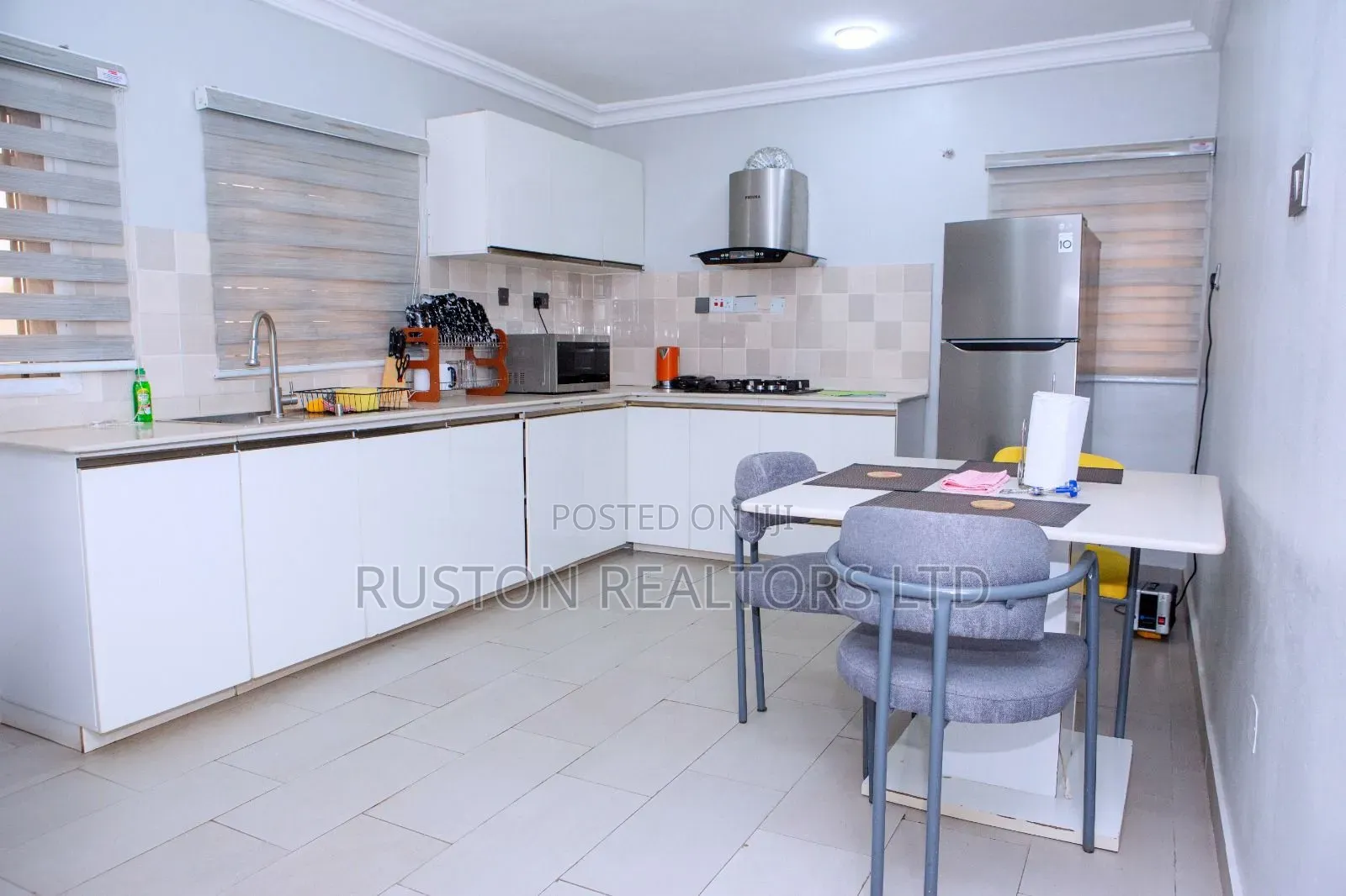 Furnished 14bdrm Duplex in Bodija for sale in Bodija