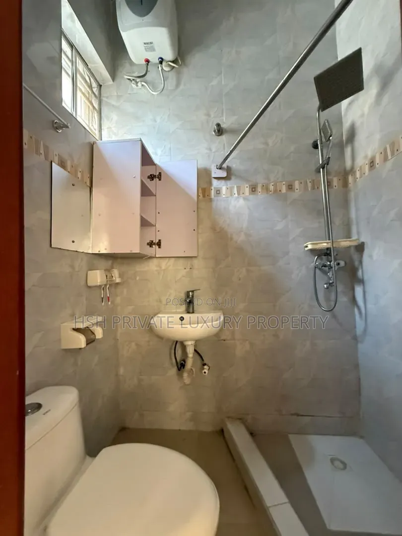 3bdrm Duplex in Lekki, Chevron for rent in Chevron